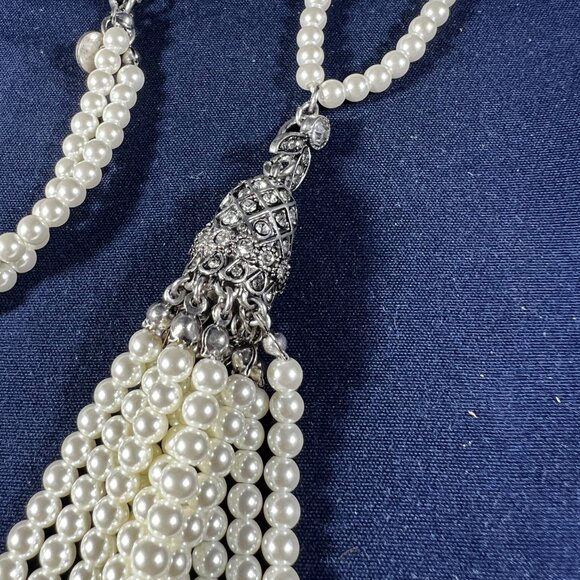 Elegant Faux Pearl Tassel Necklace With Silver-Tone Rhinestone Accents & Adjusta - Picture 2 of 4